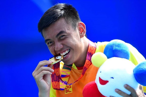 Tay vợt Lý Hoàng Nam giành huy chương vàng SEA Games 31. 